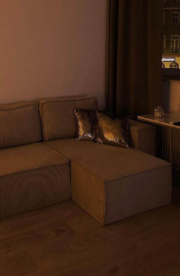 Апартаменти Loft Przy Placu Niepodleglosci Єленя-Ґура Екстер'єр фото